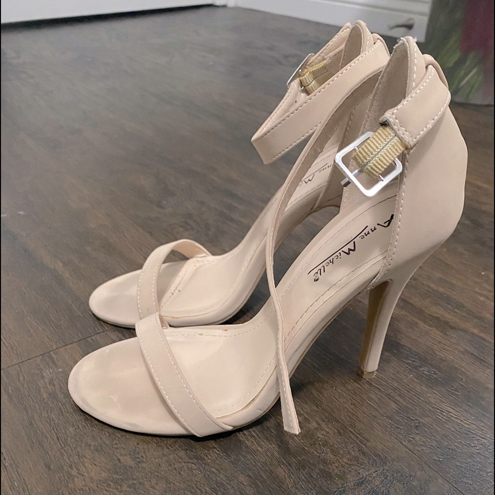 Nude Heels size 7.